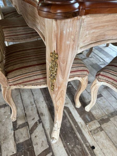 Provençal Dining table with pomogranate and brass ornaments~
