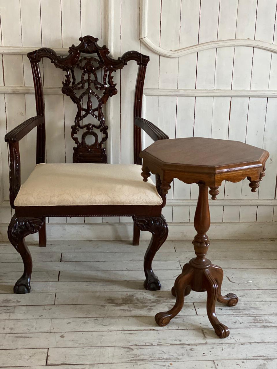 Chippendale chairs top