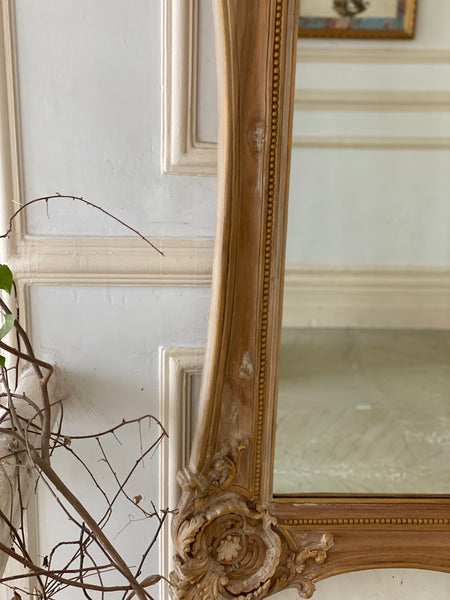 The Most Classic Louis XV frame