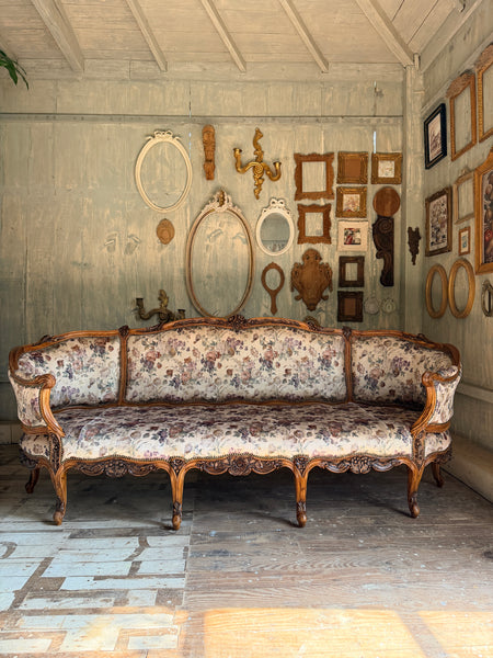 Louis XV elegant Canapé in walnut~