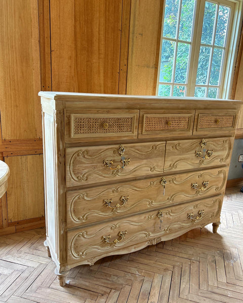 Country Commode with exceptional storage