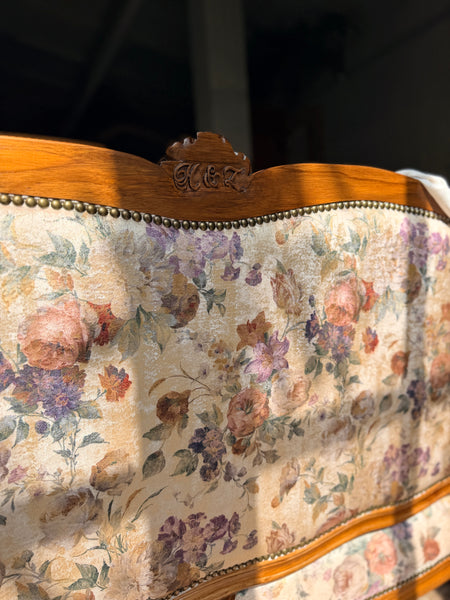 Louis XV elegant Canapé in walnut~