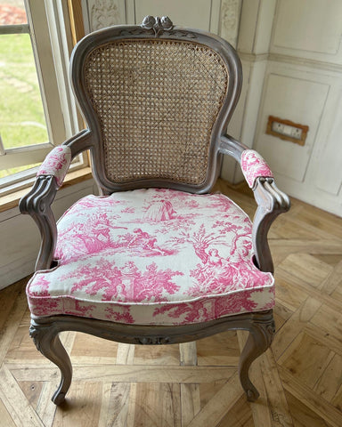 Elegant Country Louis XV Chair