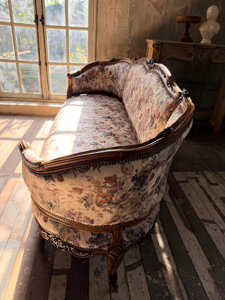 Louis XV elegant Canapé in walnut~