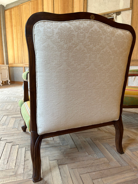 Elegant Louis XV Fauteuils