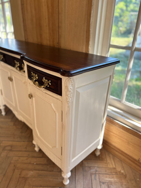 Louis XVI splendid commode