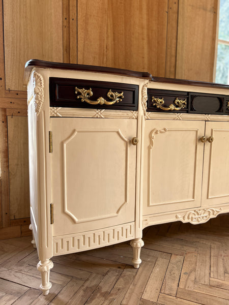 Louis XVI splendid commode
