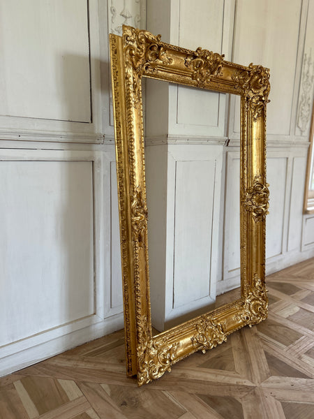 Exceptional Louis XV frame inspired from an old Chateau