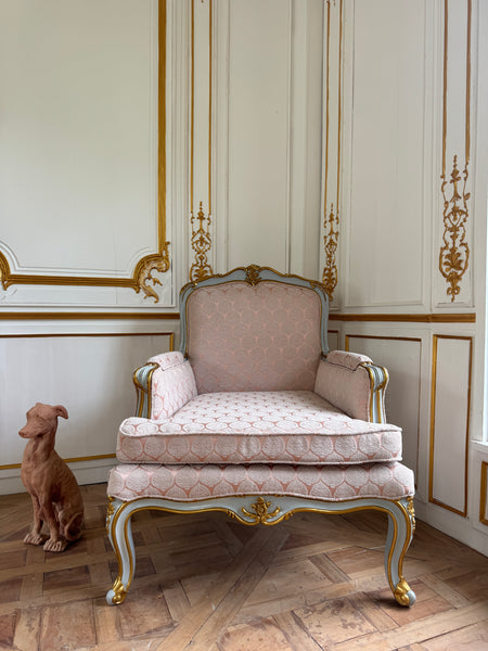 Louis XV Bergère in subtle grey~