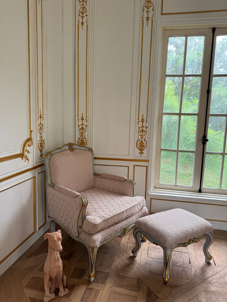 Louis XV Bergère in subtle grey~