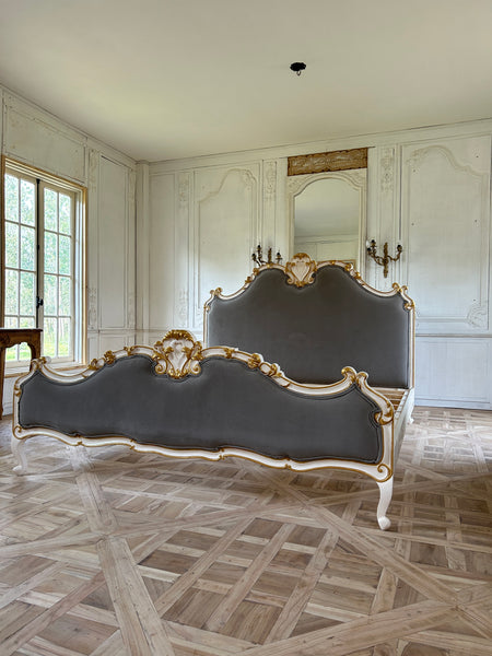 Elegant Louis XV bed with subtle details