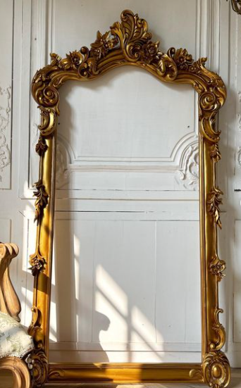 Surreal frame of Louis XV splendour