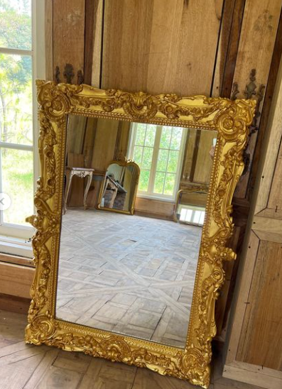 Intense detailed rococo frame with wreaths & cartouches~