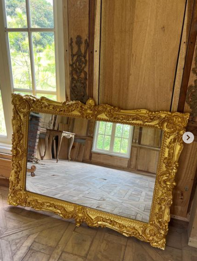Intense detailed rococo frame with wreaths & cartouches~