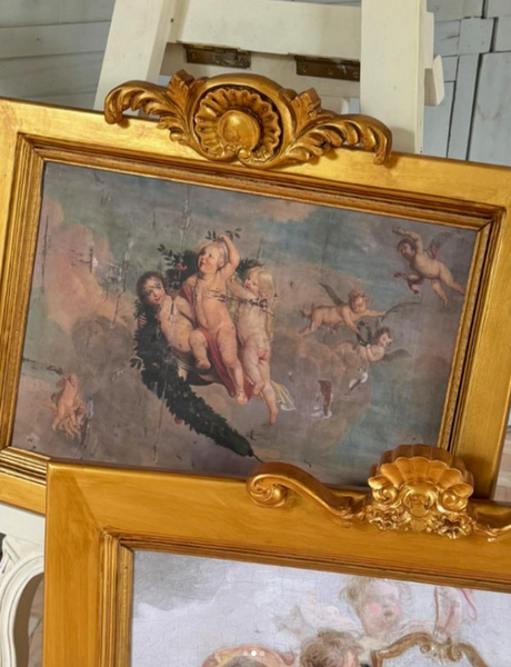 Louis XVI Petite frame with elegant cartouche~