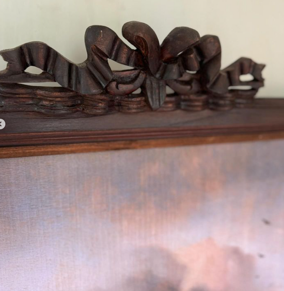 Dramatic Unfurling ribbon on an elegant frame~