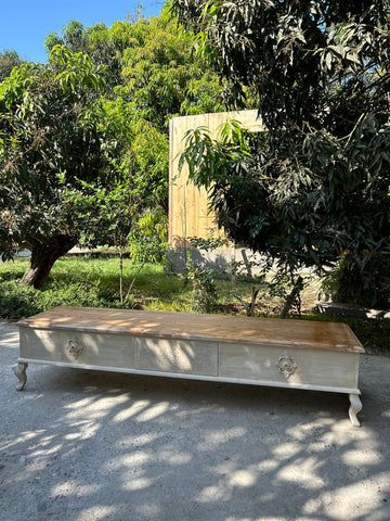 Louis XV Lounge TV console~