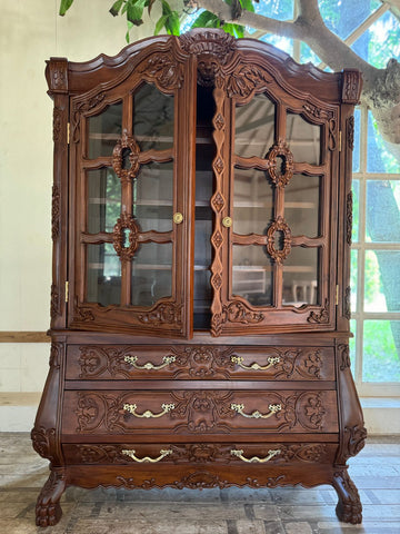 Armoire of oversized proportions from French renaissance archives~