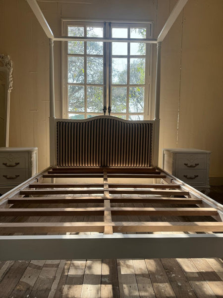 Louis XVI bed with posters