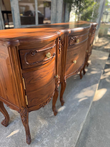 Elegant Louis XV credenza~