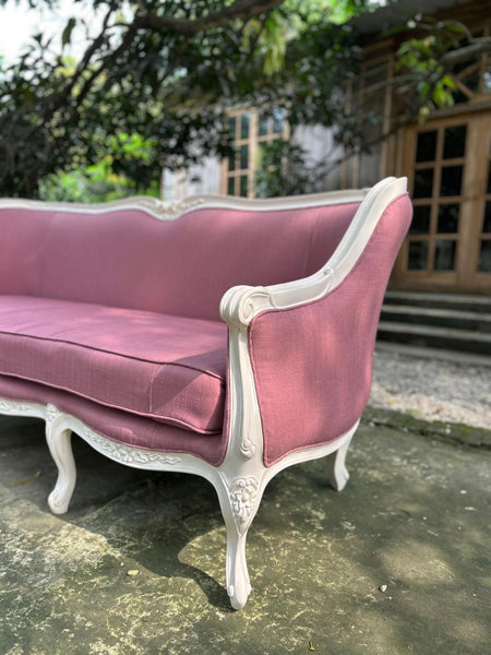 Elegant Louis XV bergere with sleek carving~