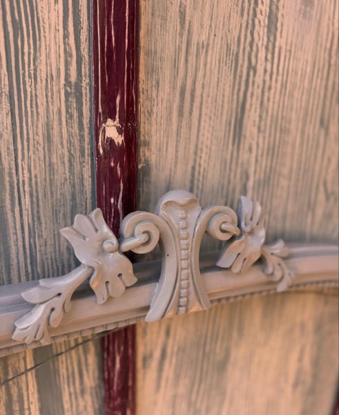 Louis XVI frame in elegant grey~