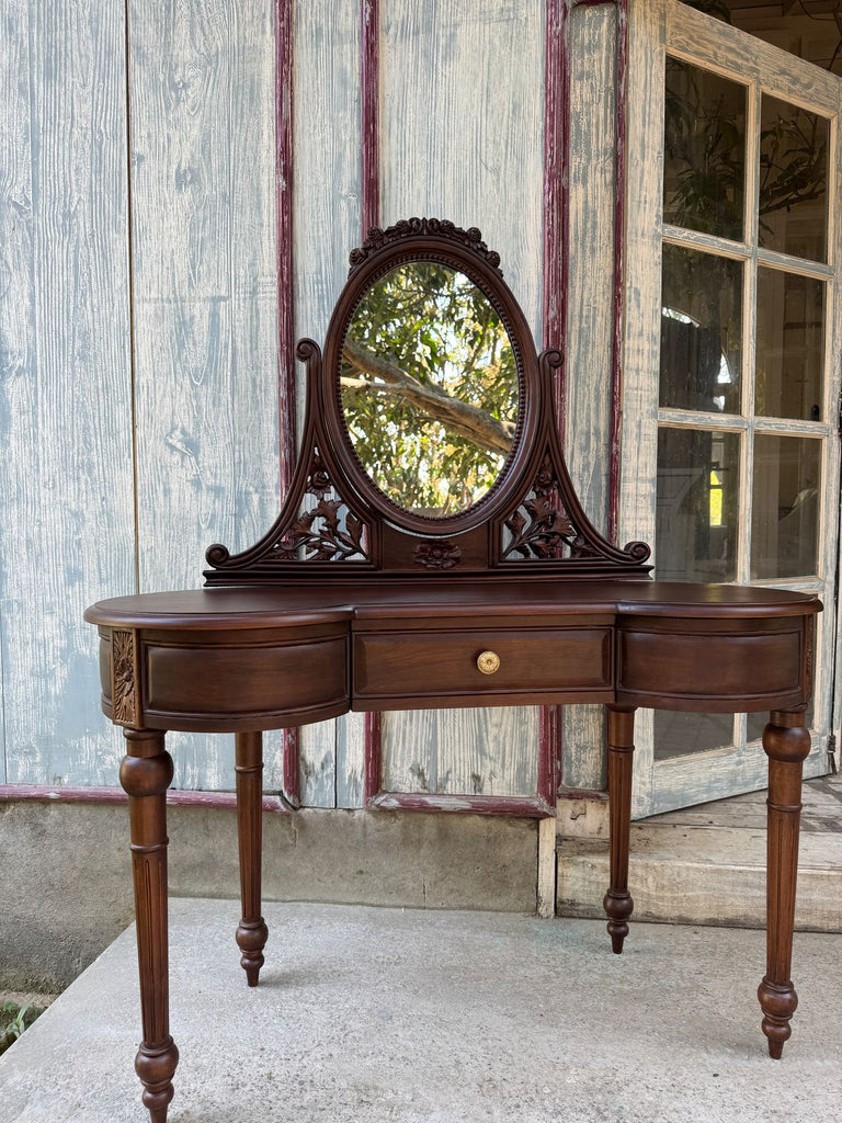 Louis XVI elegant dresser with oval frame~ Parrot & Lily Pvt Ltd Louis XVI elegant dresser with oval frame~ Parrot & Lily Pvt Ltd