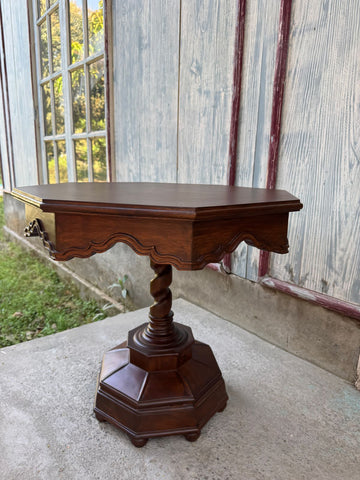 Georgian style side table in chestnut with subtle details~