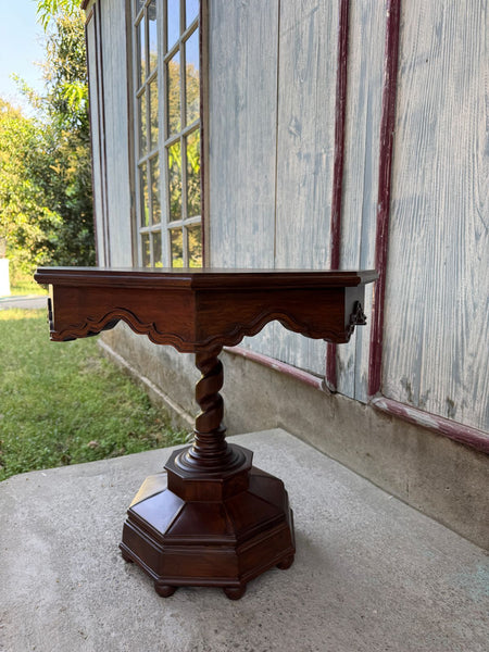 Georgian style side table in chestnut with subtle details~