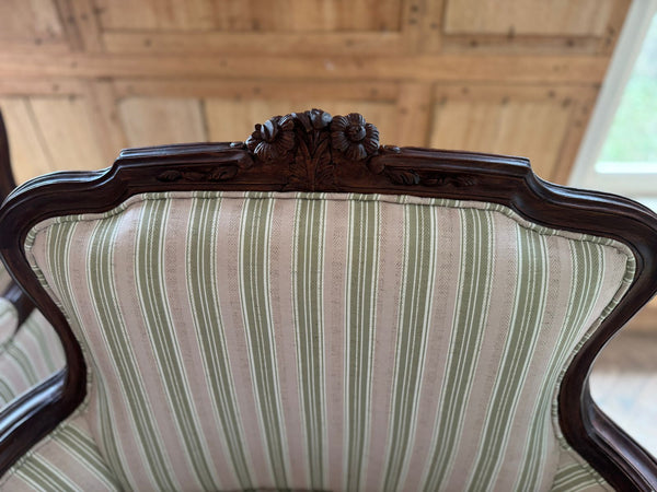 Louis XV petite Bergère~