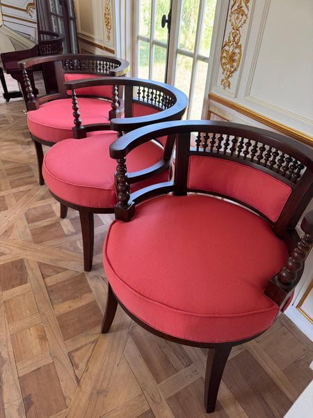 Transitional corner chair~