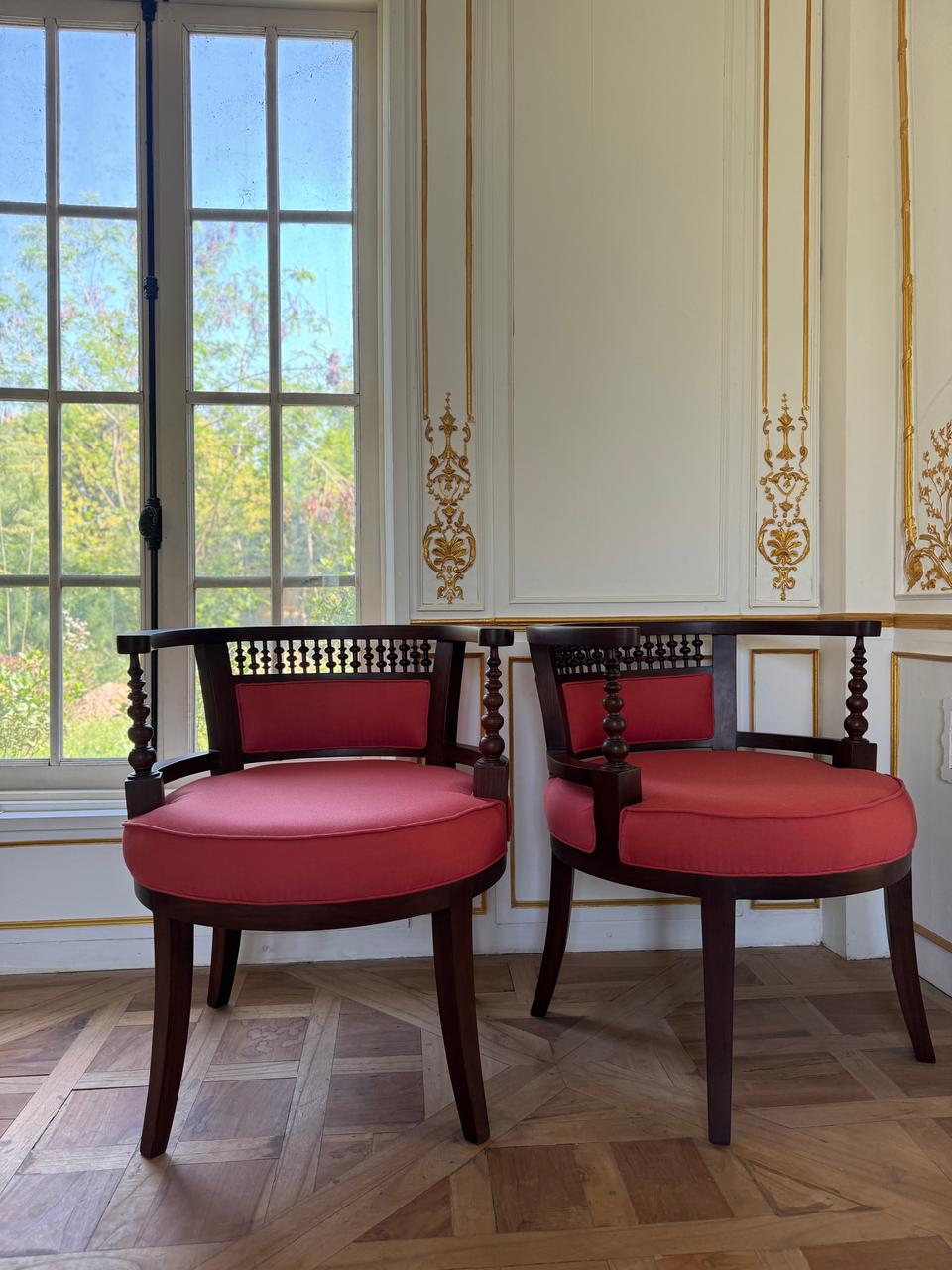 Transitional corner chair~