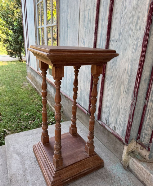 Louis XVI classic pedestal side table~