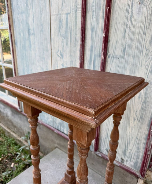 Louis XVI classic pedestal side table~