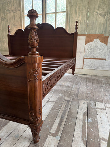 Louis XV bed with posters in warm walnut~