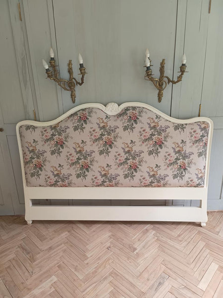 The classic Louis XV bed~