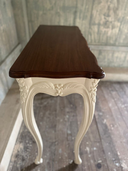 Sleek Louis XV console~
