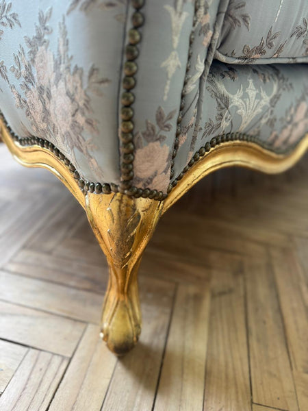 Sofa with a sleek Louis XV silhouette~