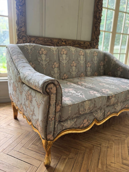 Sofa with a sleek Louis XV silhouette~