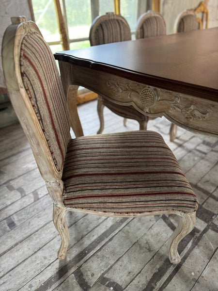 Provençal Dining table with pomogranate and brass ornaments~