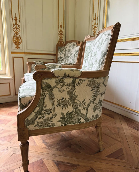 Louis XVI square back bergère