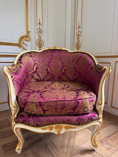 Louis XV Bergère with dramatic curve~