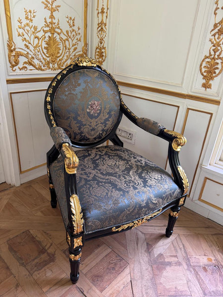 Louis XVI elegant fauteuil in black~