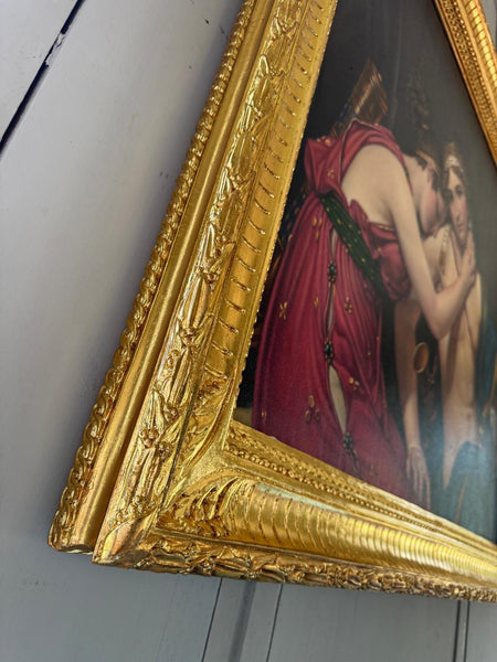 Frame inspired by neoclassical restrained ornamentation~