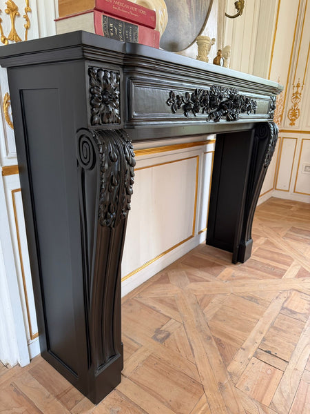 Louis XVI elegant Mantle in mute charcoal~