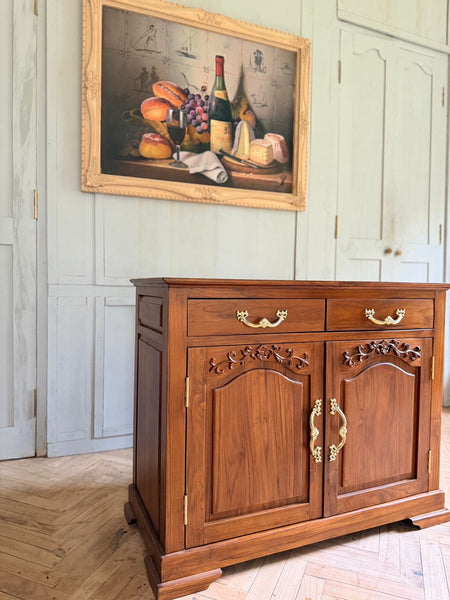 Classic Commode in warm walnut~