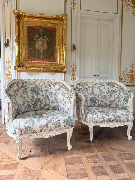 Single Bergère of superlative quality with naturalistic motifs inspired by Ceres~