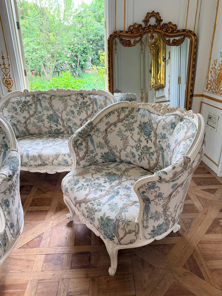 Single Bergère of superlative quality with naturalistic motifs inspired by Ceres~