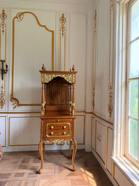 Sleek Louis XV Temple~