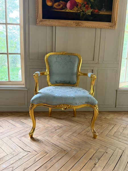 Classic Louis XV fauteuil in damask~